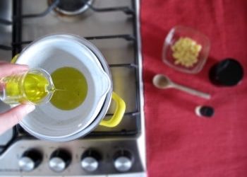 Majoransalbe selber machen: gegen Angst, Nervosität & Verspannungen